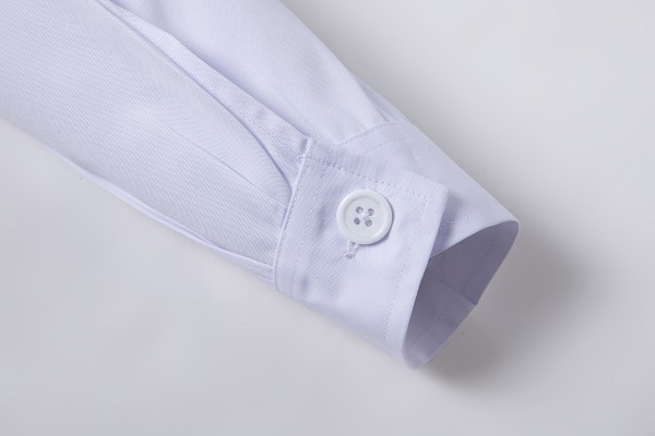 醫(yī)用白大褂袖口做工細致